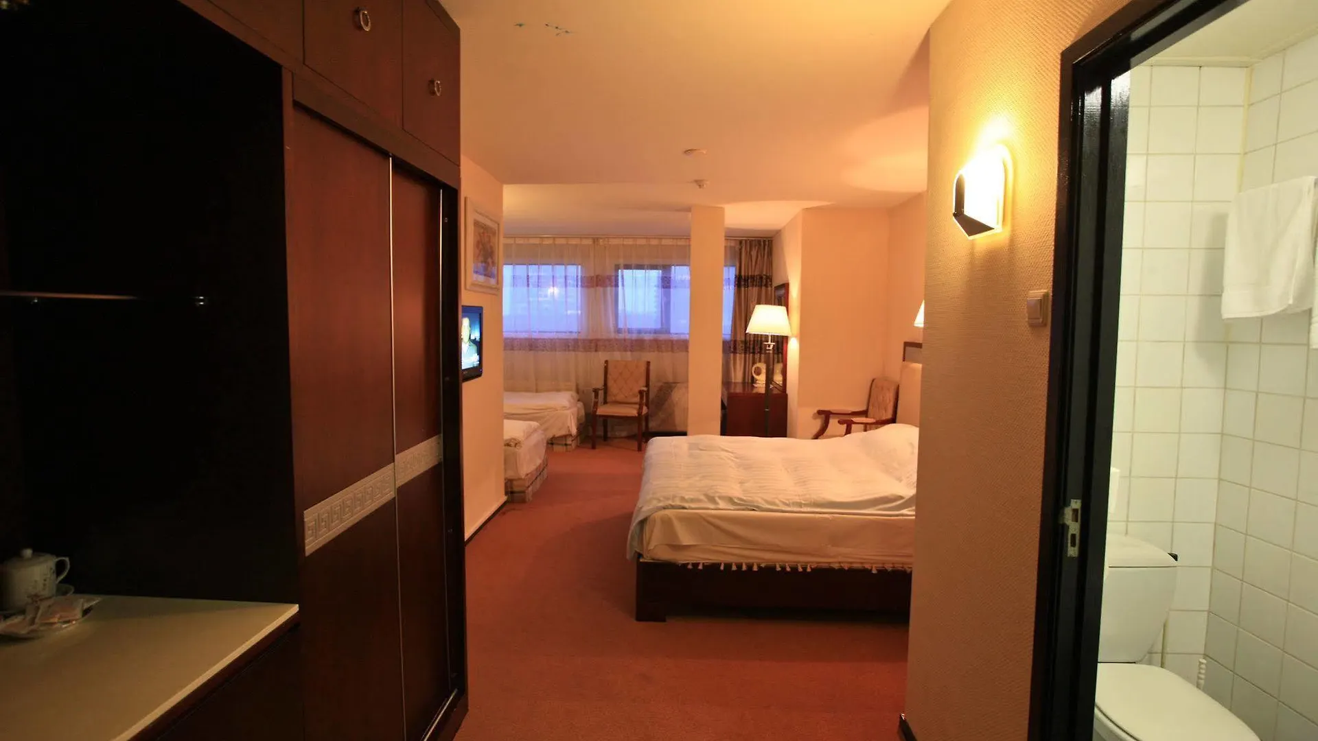 רוטרדם New Ocean Paradise Hotel